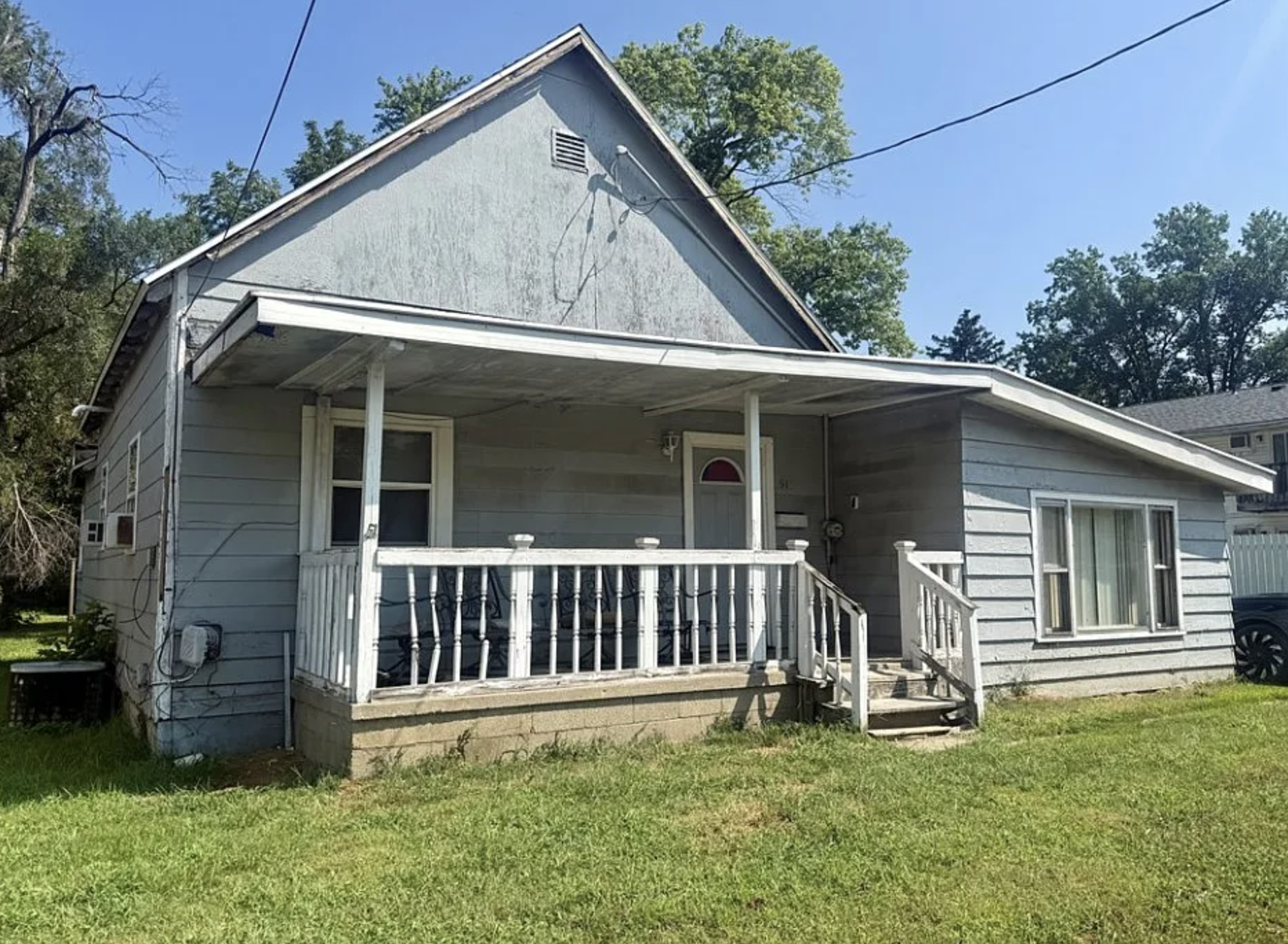 913 Maple Street